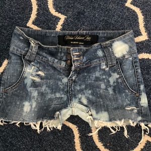 SZ 5 custom. High waist cut off’s 4 button